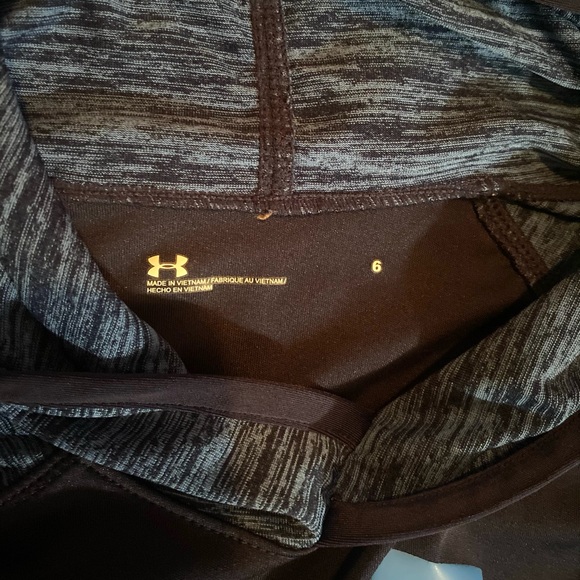 Under Armour Long Sleeve Size 6 - Picture 2 of 2